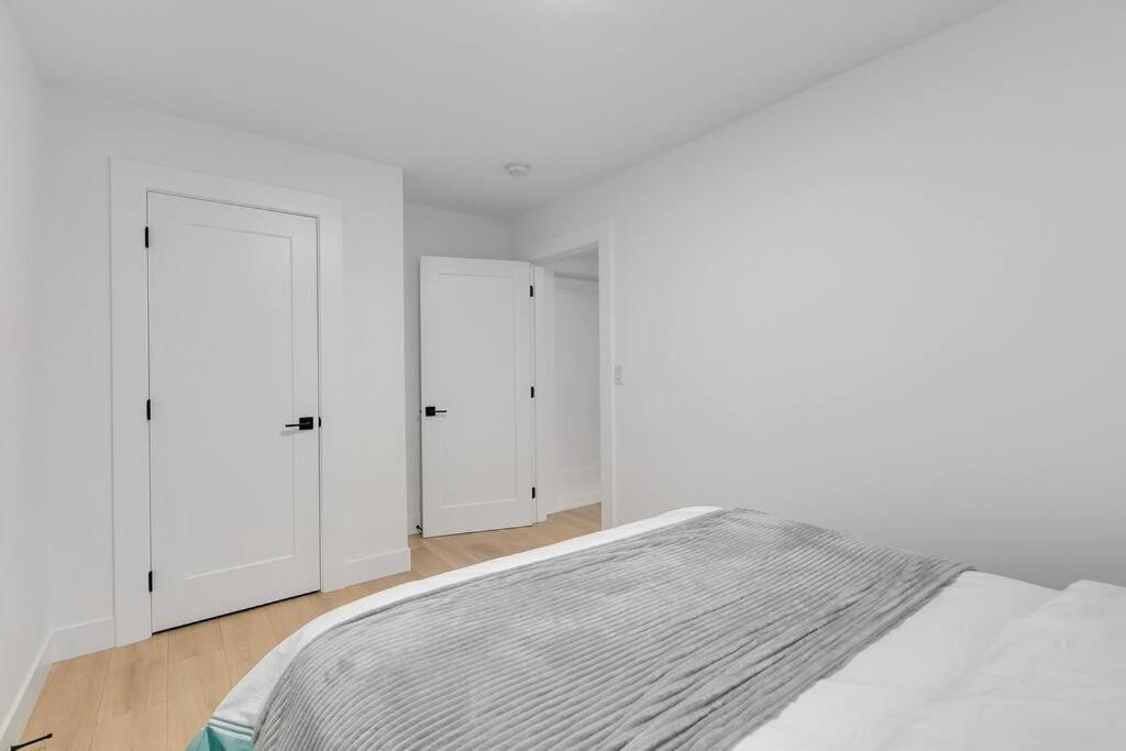 Guest Suite In South Surrey Esterno foto