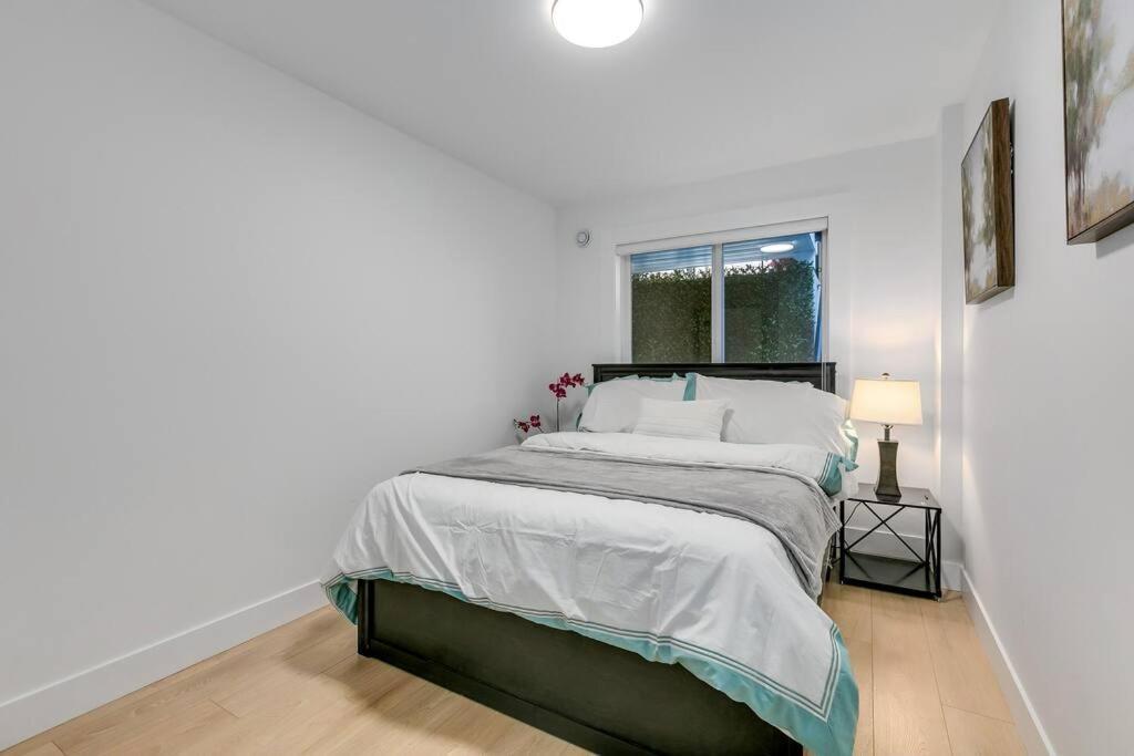 Guest Suite In South Surrey Esterno foto