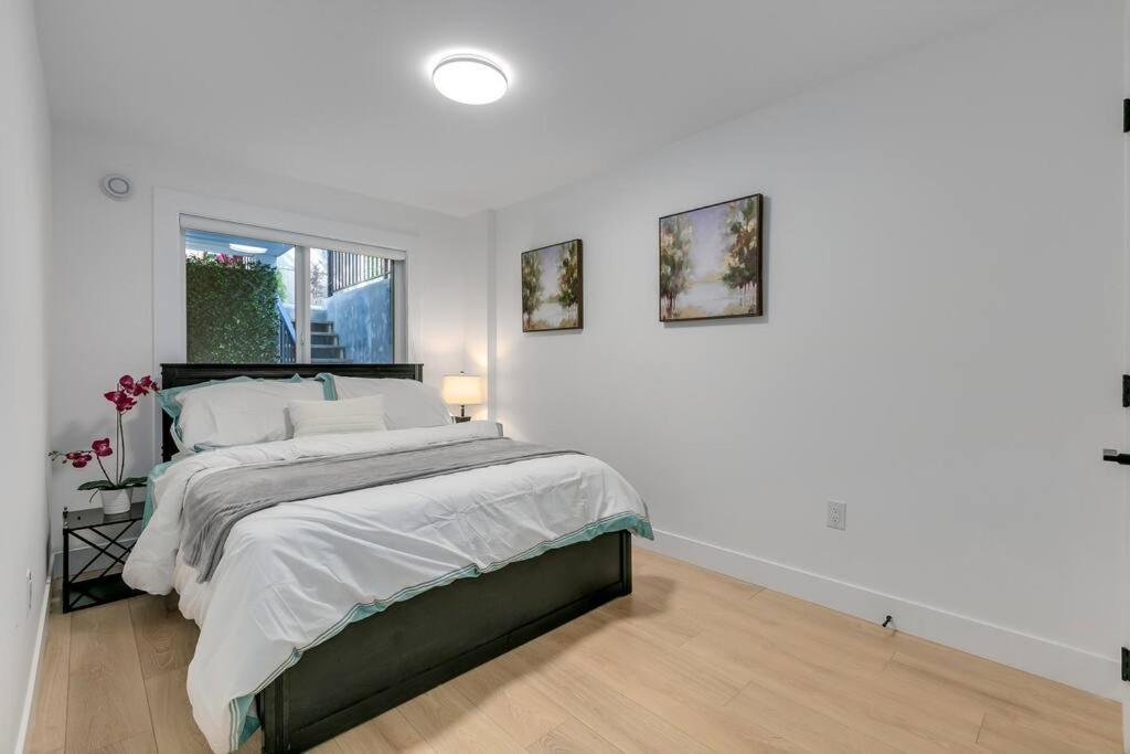 Guest Suite In South Surrey Esterno foto