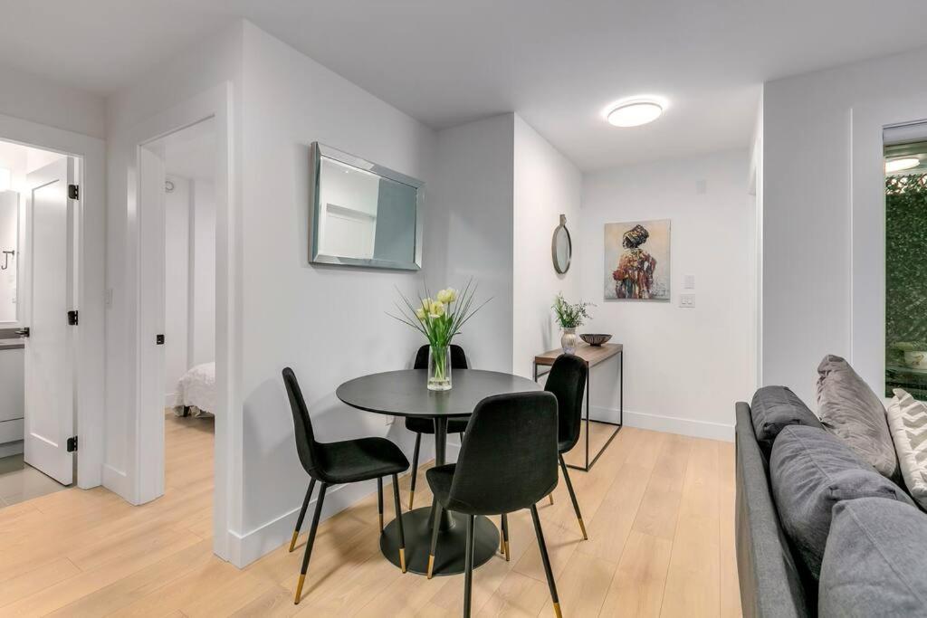 Guest Suite In South Surrey Esterno foto